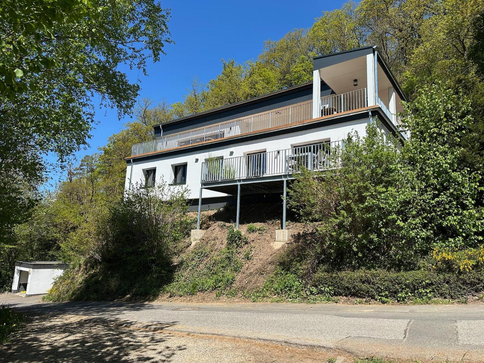 Villa Holgenbach - Penthouse- Und Ferienwohnung Im Nationalpark Eifel شليدن المظهر الخارجي الصورة